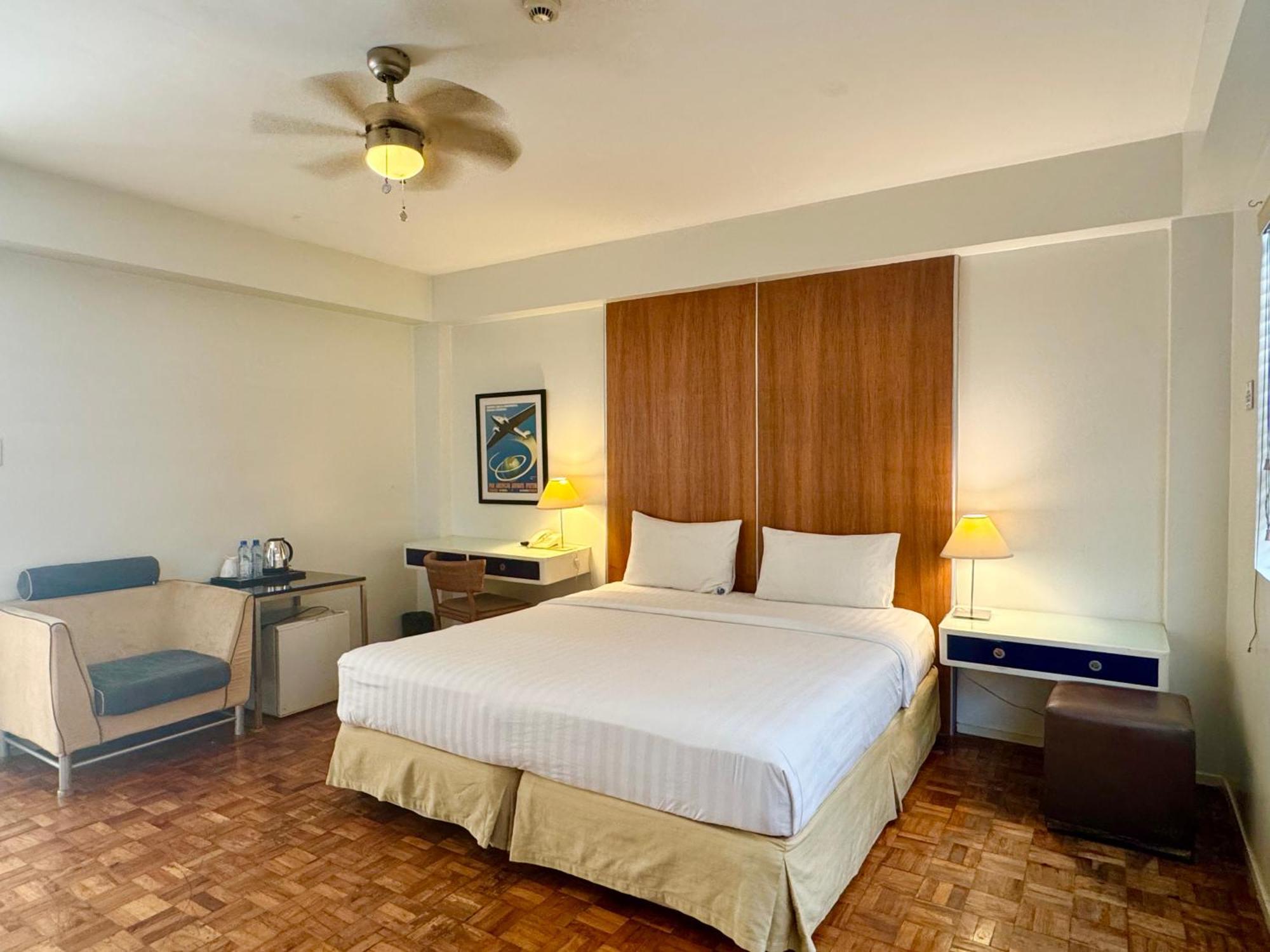The Clipper House, Poblacion Makati Manila Exterior foto